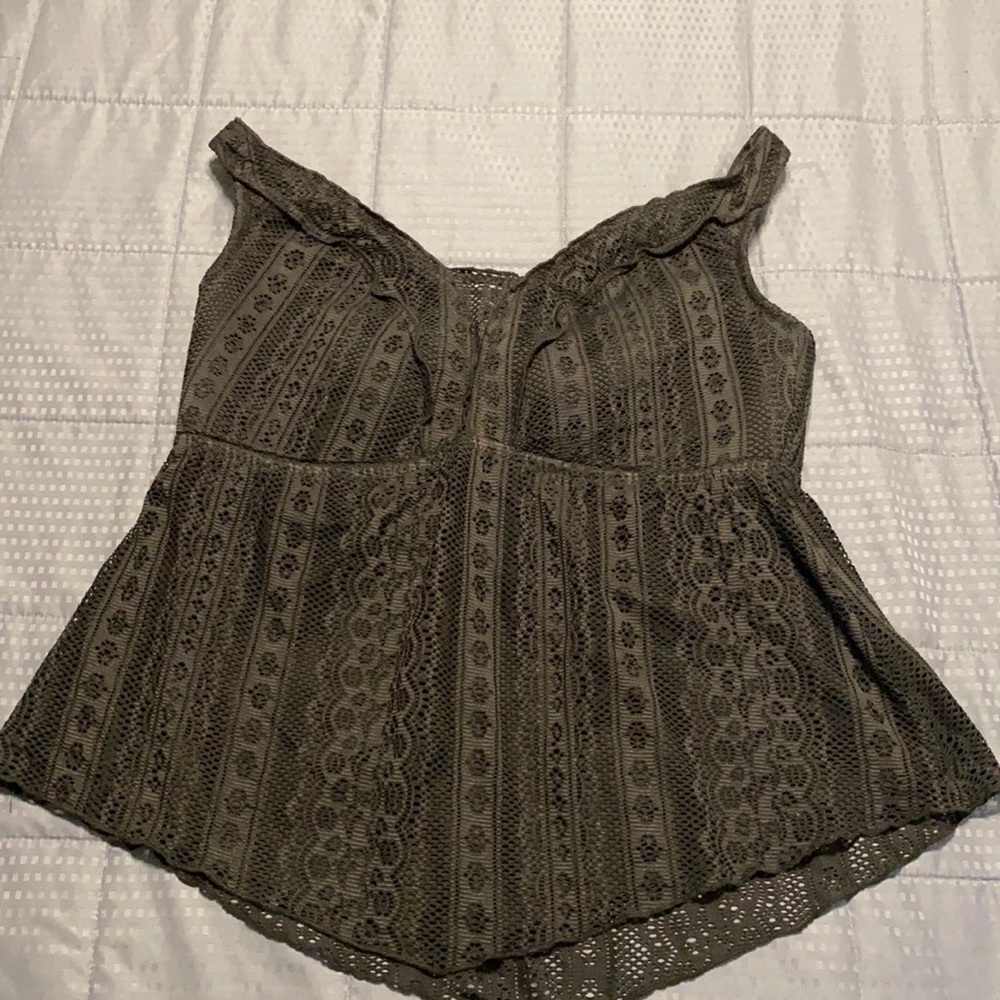 🌟🌟New, never worn🌟Becca's crochet tankini black
